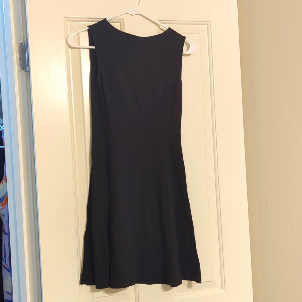 Uniqlo Little black midi dress